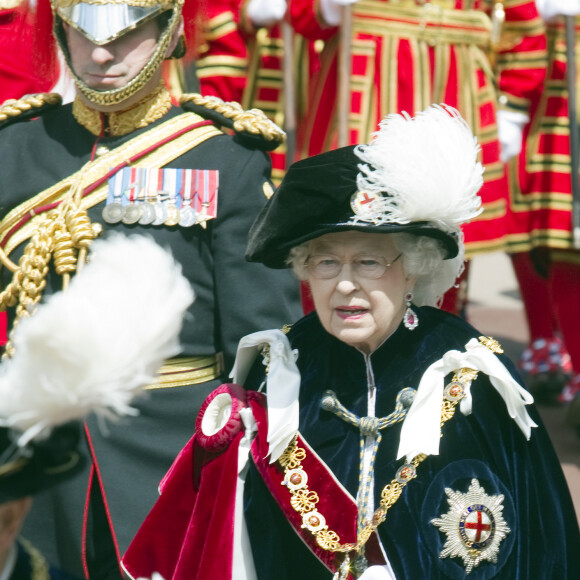 Info du 21 mars 2020 - Un employé de Buckingham Palace testé positif au Coronavirus alors que la reine était toujours à Londres
