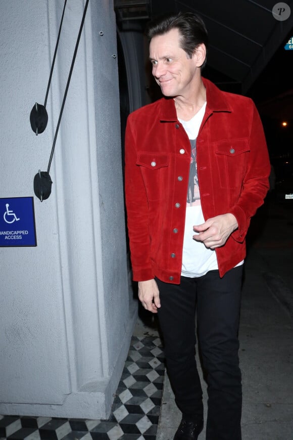 Jim Carrey est allé diner au restaurant Craig dans le quartier de West Hollywood à Los Angeles, le 18 février 2020