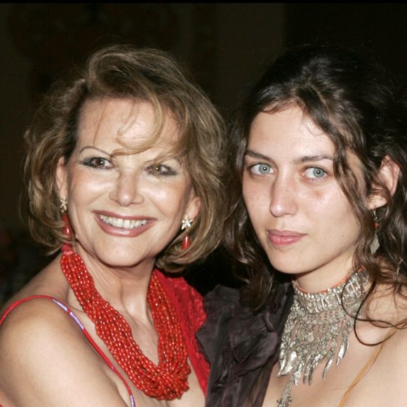 Elle vivait dans sa maison Le Picardeau et avait créé la Fondazione Claudia Cardinale avec sa fille.

Claudia Cardinale et sa fille Claudia Squitieri - Première édition du "Djerba Tv Festival" à Djerba en Tunisie. Le 29 avril 2006