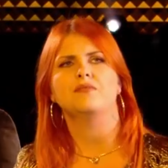Sarah et Faiz lors des battles de "The Voice 2020" - Talents de l'équipe de Amel Bent. Émission du samedi 28 mars 2020, TF1