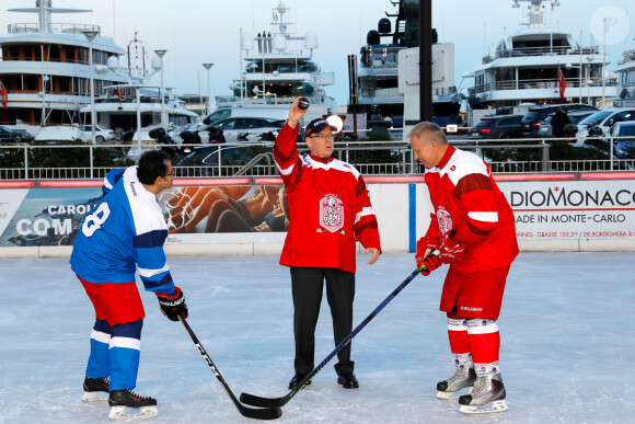 Exclusif - Le prince Albert II de Monaco a donné le coup d'envoi d'un match de hockey sur glace "The Last Game" à la Patinoire du Quai Albert Ier à Monaco, le 12 février 2020. © Claudia Alburquerque/Bestimage