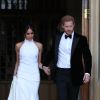 Meghan Markle le jour de son mariage avec le prince Harry le 19 mai 2018 à Windsor. Sa seconde robe de mariée sur-mesure signée Stella McCartney est estimée à 67 500 euros.