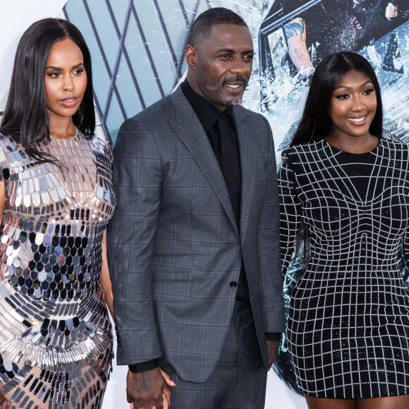 Idris Elba avec sa femme Sabrina Dhowre Elba et leur fille Isan Elba à la première du film "Fast & Furious Hobbs & Shaw" à Los Angeles, le 13 juillet 2019.