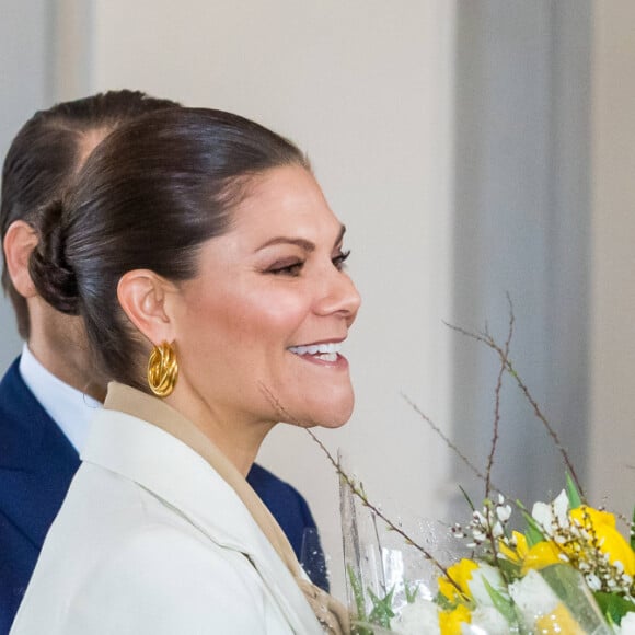 La princesse Victoria de Suède et le prince Daniel lors de la cérémonie des Crown Princesses Name Day au palais royal à Stockholm le 12 mars 2020.