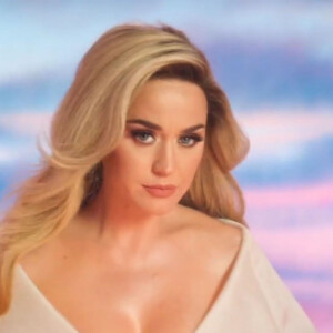 Katy Perry dévoile sa première grossesse dans son clip "Never Worn White" sur Youtube, le 4 mars 2020.