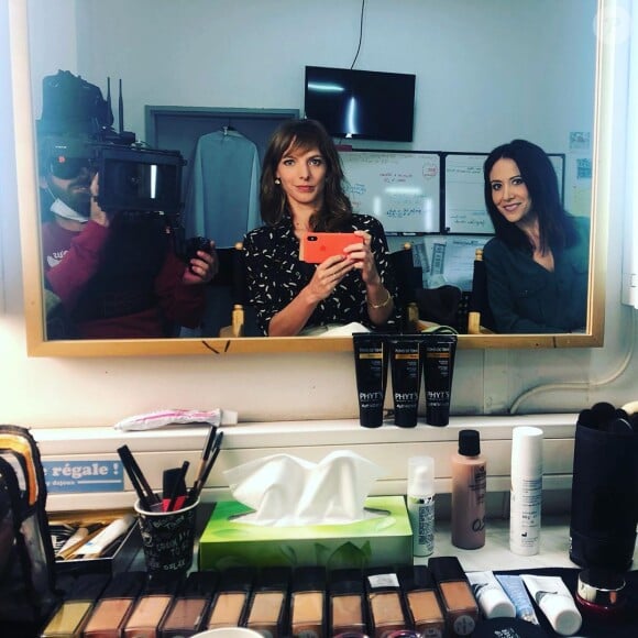 Elodie Varlet et Fabienne Carat sur le tournage de "Plus belle la vie", le 16 mars 2020