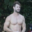 Chris Hemsworth : Surfeur habile et musclé, plus sexy que son grand frère Luke ?