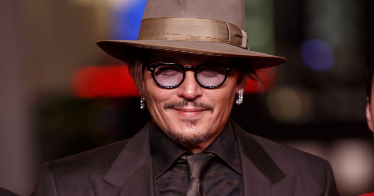 Johnny Depp / Portrait - Première du film Minamata au ...