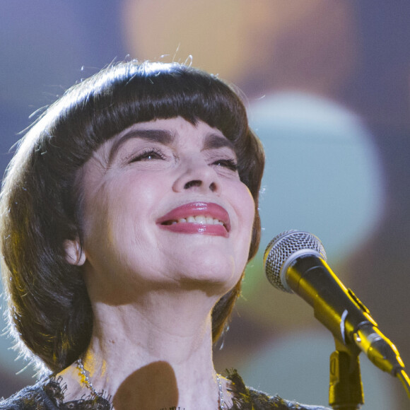 Exclusif - Mireille Mathieu sur le plateau de l'émission "Touche Pas à Mon Poste" (TPMP) à Boulogne Billancourt. Le 19 novembre 2018. © Jack Tribeca / Bestimage