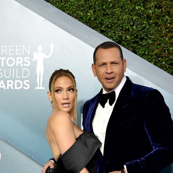 Jennifer Lopez and Alex Rodriguez - 26e cérémonie annuelle des "Screen Actors Guild Awards" ("SAG Awards") au "Shrine Auditorium" à Los Angeles, le 19 janvier 2020.