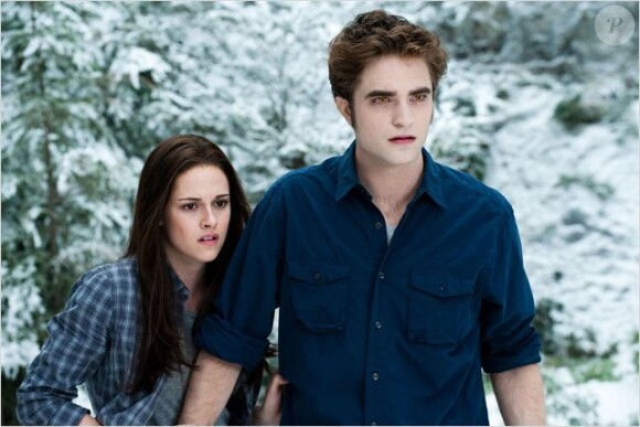 Robert Pattinson et Kristen Stewart dans Twilight – Chapitre 3 : Hésitation.