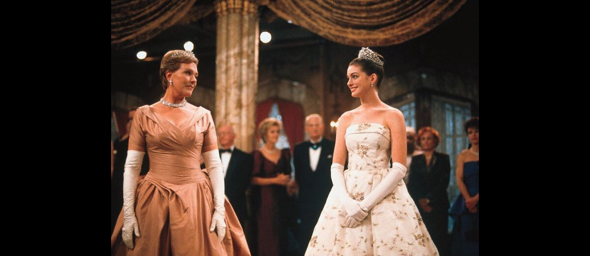 Photo : Anne Hathaway et Julie Andrews dans le film "Princesse malgré
