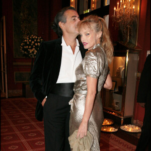 Arielle Dombasle et Bernard Henry Levy en 2007 - Deauville