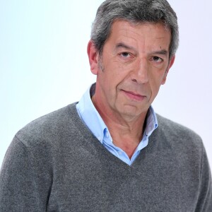 Exclusif - Michel Cymes - Enregistrement de l'émission "Vivement Dimanche prochain" au studio Gabriel à Paris, présentée par M.Drucker et diffusée le 21 avril 2019 sur France 2. Le 10 avril 2019 © Guillaume Gaffiot / Bestimage