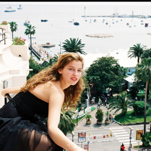 Laetitia Casta au Festival de Cannes 1998.