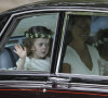 Pippa Middleton et la jeune Grace van Cutsem, demoiselle d'honneur du prince William et Kate Middleton, lors de leur mariage célébré à Londres le 29 avril 2011.