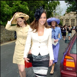 Kate Middleton au mariage de Rose Astor et Hugh van Cutsem à Oxford, en 2005.