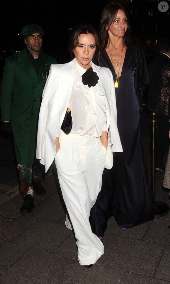 Victoria Beckham - Arrivées et sorties au club Annabels après la soirée "The British Vogue And Tiffany & Co. Fashion And Film Party" à Londres. Le 2 février 2020