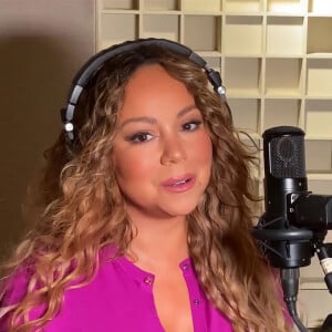 Mariah Carey chante 'Hero' pendant le confinement lié à l'épidémie de Coronavirus (Covid-19), durant le "Live at home tribute".