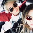 Ashley Benson et Cara Delevingne sur Instagram.