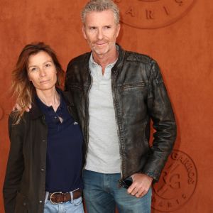 Denis Brogniart et sa femme Hortense Brogniart - Célébrités dans le village des internationaux de France de tennis de Roland Garros à Paris, France, le 6 juin 2019. © Jacovides-Moreau/Bestimage