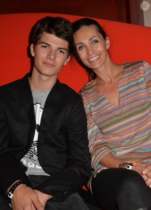 Adeline Blondieau et son fils Aïtor - Soirée de lancement du jeu vidéo " FIFA 2015 " à l'Opéra Garnier Restaurant à Paris le 22 septembre 2014
