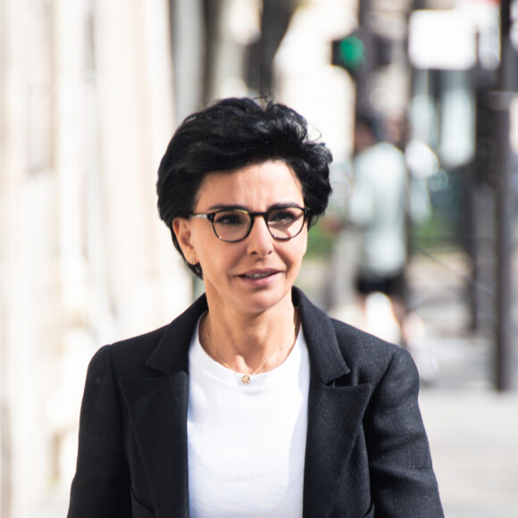 Rachida Dati se rend à son bureau de vote de l' Ecole Élémentaire de la Motte Picquet pour voter lors du premier tour des élections municipales à Paris, le 15 mars 2020. © Federico Pestellini / Panoramic / Bestimage