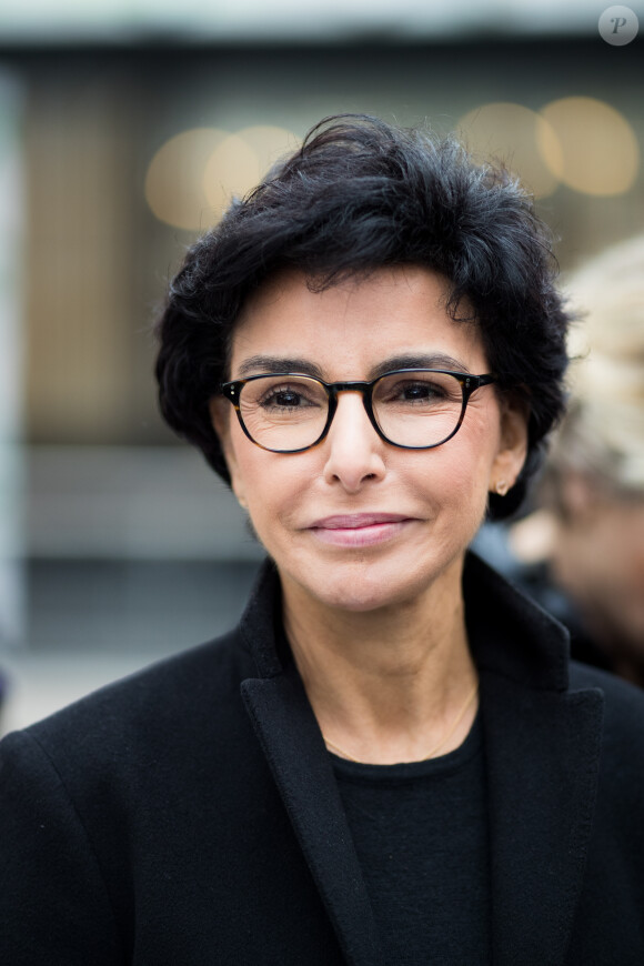 Rachida Dati, maire du 7ème arrondissement et candidate à la mairie de Paris, et Xavier Bertrand visitent la gare du Nord à Paris le 27 février 2020.