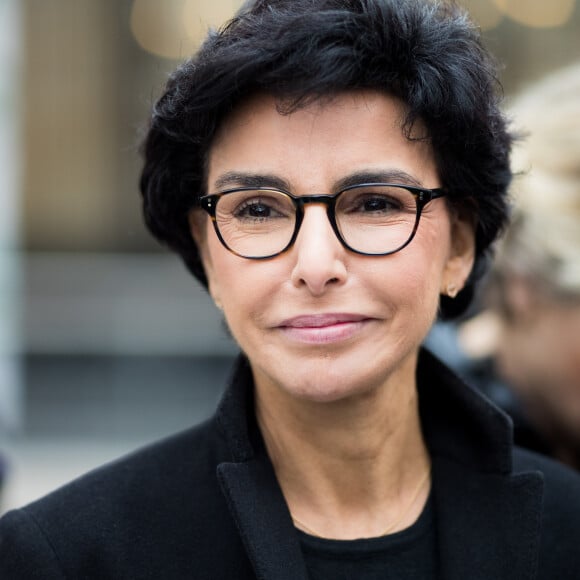 Rachida Dati, maire du 7ème arrondissement et candidate à la mairie de Paris, et Xavier Bertrand visitent la gare du Nord à Paris le 27 février 2020.