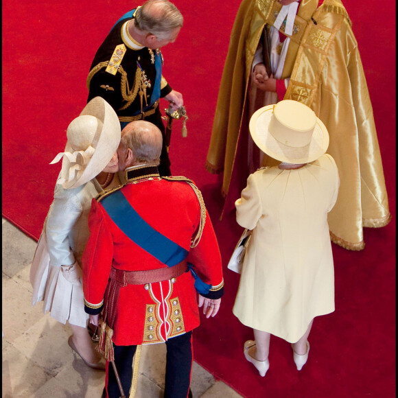 Le prince Charles, son épouse Camilla, la reine Elizabeth et son mari le prince Philip - Mariage de Kate Middleton et du prince William à Londres. Le 29 avril 2011