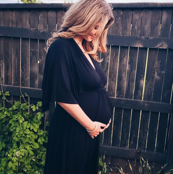 Sasha Pisterse est enceinte de son premier enfant. Mai 2020.