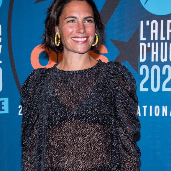 Alessandra Sublet en photocall lors du 23ème festival international du film de comédie de l'Alpe d'Huez, le 18 janvier 2020. © Cyril Moreau/Bestimage