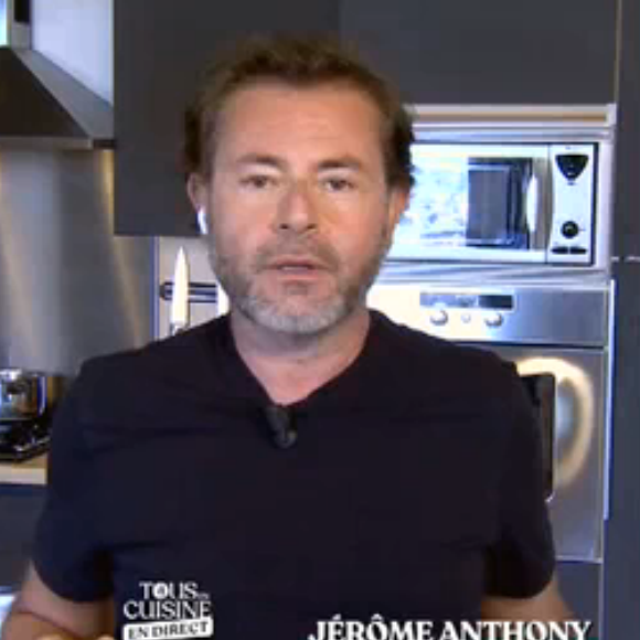 Cyril Lignac victime d'une grosse panne de courant en direct dans "Tous en cuisine" - mardi 2 juin 2020, M6