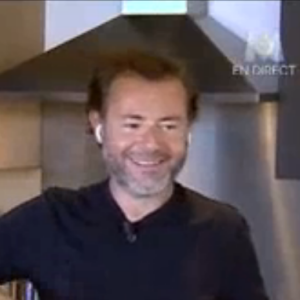 Cyril Lignac victime d'une grosse panne de courant en direct dans "Tous en cuisine" - mardi 2 juin 2020, M6