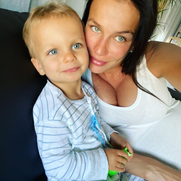Julie Ricci avec son fils Gianni, le 1er juin 2020
