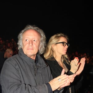 Didier Barbelivien et sa femme Laure lors de la réprésentation du nouveau one-woman-show "On the road again" de Chantal Ladesou au Dôme de Paris (Palais des Sports), à Paris, France, le 18 janvier 2020. © Philippe Baldini/Bestimage