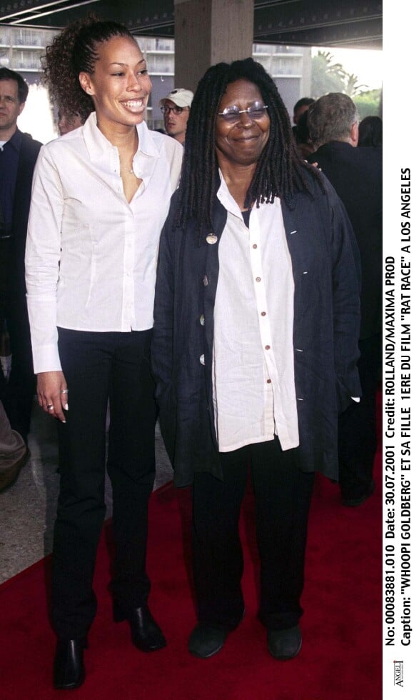 Whoopi Goldberg et sa fille à Los Angeles en 2001.