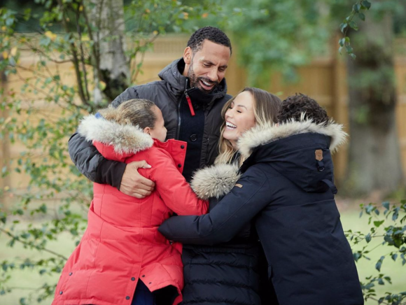 L'ancien footballeur Rio Ferdinand, son épouse Kate Ferdinand et ses trois enfants (nés de son premier mariage). Février 2020.