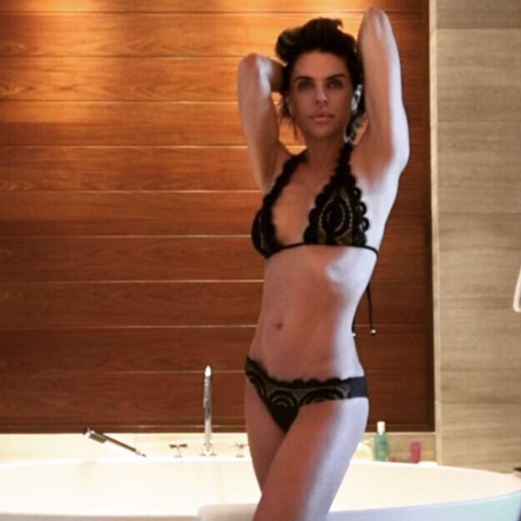 Lisa Rinna en bikini. Mai 2020.