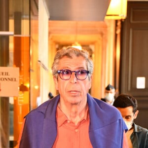 Patrick Balkany à la sortie du palais de justice de Paris, le 27 mai 2020