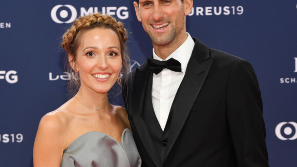 Novak Djokovic touché par la Covid-19 avec sa femme, il présente ses excuses