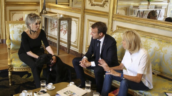 Emmanuel Macron : Heureux de son "adoption" avec Brigitte, lance un cri du coeur