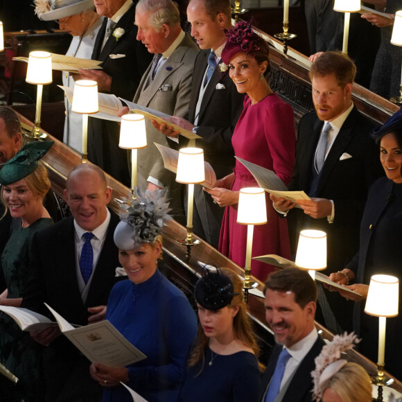 La reine Elisabeth II d'Angleterre et le prince Philip, duc d'Edimbourg, Le prince William, duc de Cambridge, et Catherine (Kate) Middleton, duchesse de Cambridge, Le prince Harry, duc de Sussex, et Meghan Markle, duchesse de Sussex, la princesse Anne, Sarah Ferguson, duchesse d'York et la princesse Beatrice d'York, Peter Phillips, Autumn Phillips, Mike Tindall, Zara Tindall, Lady Louise Mountbatten-Windsor et le prince Pavlos de Grèce - Cérémonie de mariage de la princesse Eugenie d'York et Jack Brooksbank en la chapelle Saint-George au château de Windsor, Royaume Uni le 12 octobre 2018.