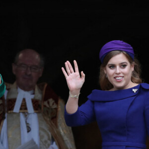 Sarah Ferguson, duchesse d'York et la princesse Beatrice d'York - Les invités arrivent à la chapelle St. George pour le mariage de la princesse Eugenie d'York et Jack Brooksbank au château de Windsor, Royaume Uni, le 12 octobre 2018.