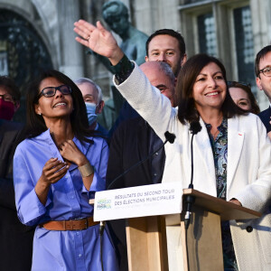 Marie-Christine Demardeley, Patrick Bloche, Jean-Louis Missika, Emmanuel Grégoire, Audrey Pulvar - Déclaration de Anne Hidalgo après sa réélection à la mairie de Paris depuis l'hôtel de ville après le second tour des élections municipales le 28 juin 2020. © JB Autissier / Panoramic / Bestimage