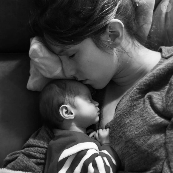 Léa François avec sa fille Louison, photo Instagram du 3 janvier 2020
