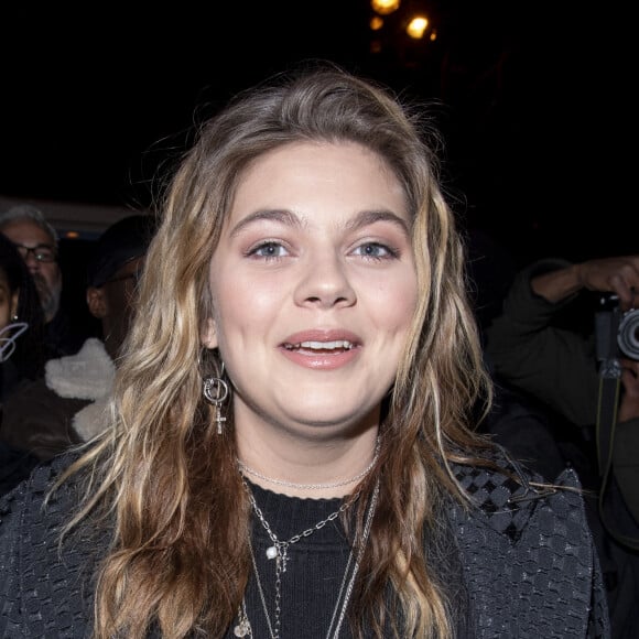 Louane Emera (enceinte) - Les célébrités arrivent au défilé de mode Haute-Couture printemps-été 2020 "Jean-Paul Gaultier" au théâtre du Châtelet à Paris le 22 janvier 2020.