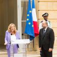 Passation de pouvoir au ministère de la justice entre Nicole Belloubet et Eric Dupond-Moretti, nouveau ministre de la Justice, garde des Sceaux à Paris le 7 juillet 2020.