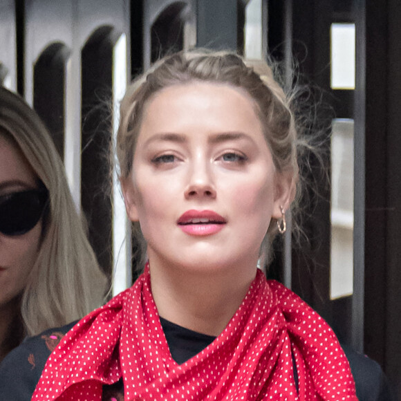 Amber Heard à son arrivée à la cour royale de justice à Londres, pour le procès en diffamation contre le magazine The Sun Newspaper. Le 15 juillet 2020. ©Cover Images / Zuma Press / Bestimage