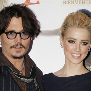 Info - Johnny Depp soutenu par Vanessa Paradis dans son procès en diffamation contre The Sun qui l'avait dépeint en mari violent, selon des documents de justice